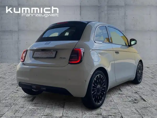 FIAT 500E (4/15)
