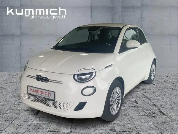FIAT 500E (1/15)