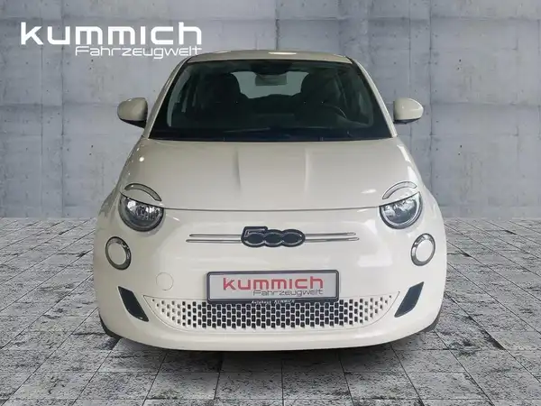FIAT 500E (2/15)