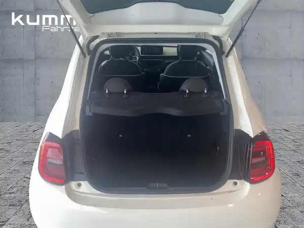 FIAT 500E (13/15)