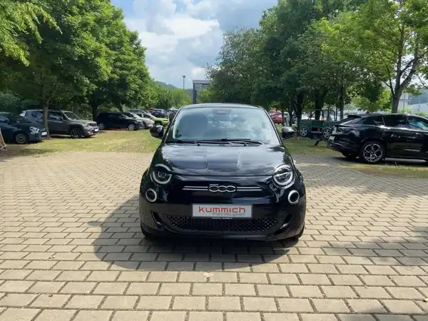 FIAT 500E (2/15)