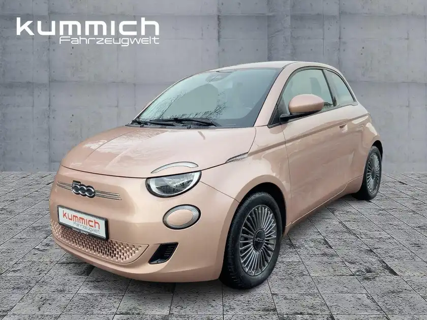 FIAT 500E (1/16)