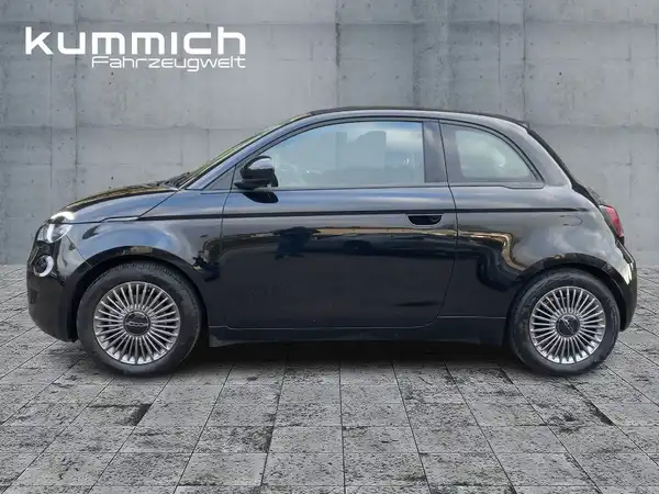 FIAT 500E (6/15)
