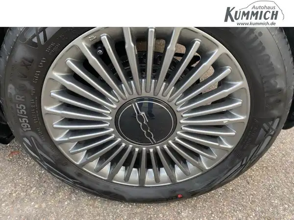 FIAT 500E (7/15)