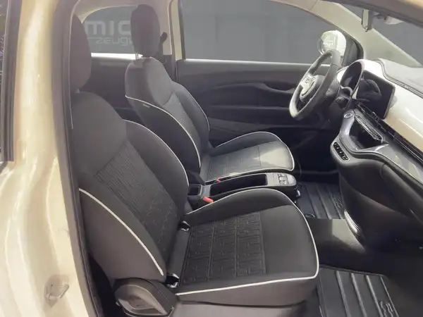 FIAT 500E (11/15)