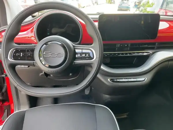 FIAT 500E (7/13)