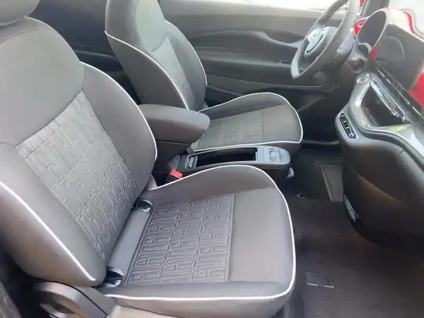 FIAT 500E (9/13)