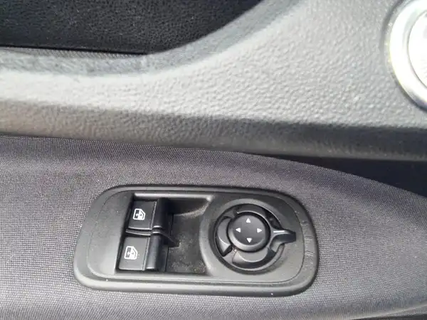 FIAT 500E (14/15)