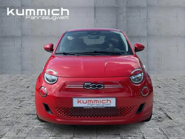 FIAT 500E (1/13)