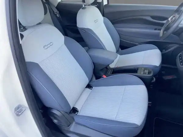 FIAT 500E (8/15)
