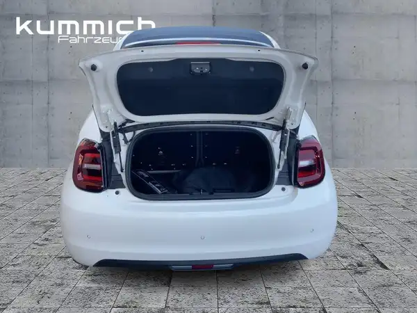 FIAT 500E (10/15)