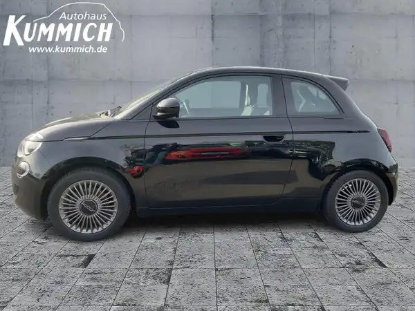 FIAT 500E (6/15)