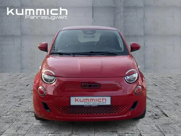 FIAT 500E (2/15)