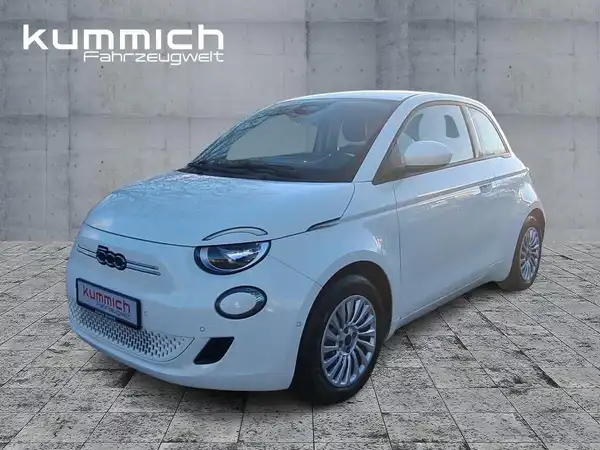 FIAT 500E (1/15)