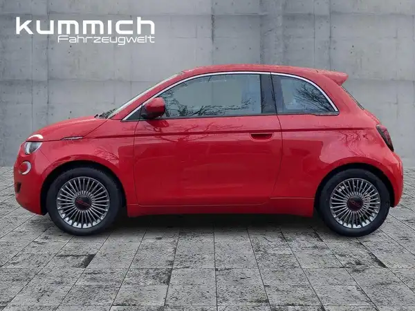 FIAT 500E (6/15)