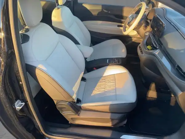 FIAT 500E (11/15)