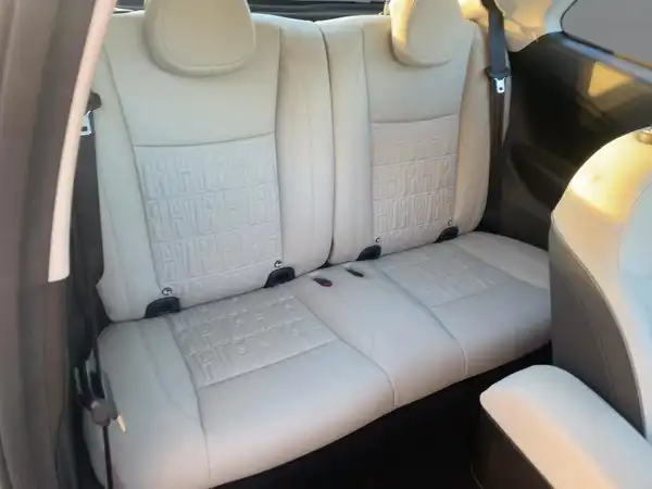FIAT 500E (12/15)