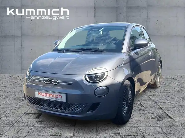 FIAT 500E (1/15)