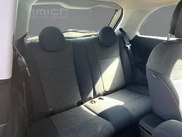 FIAT 500E (12/15)