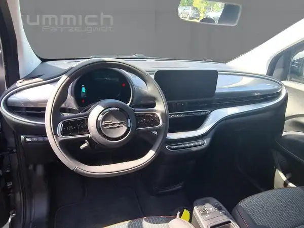 FIAT 500E (8/15)