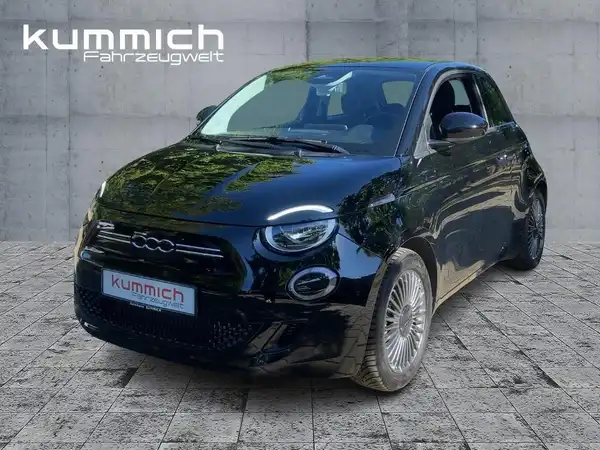 FIAT 500E (1/15)