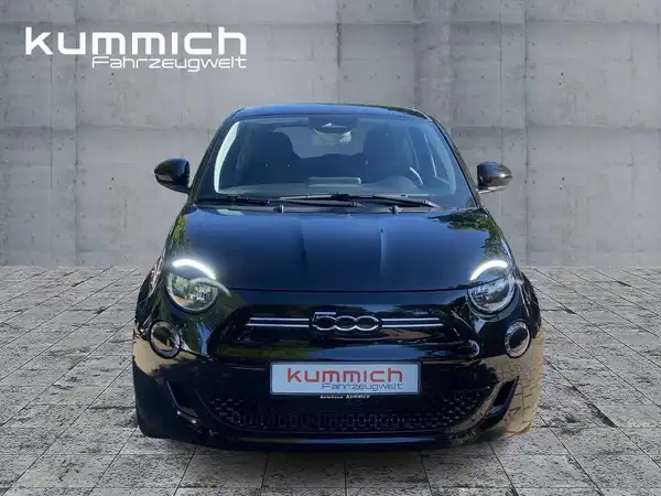 FIAT 500E (2/15)
