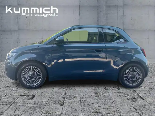 FIAT 500E (6/15)
