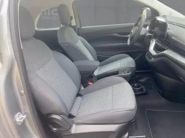 FIAT 500E (8/15)
