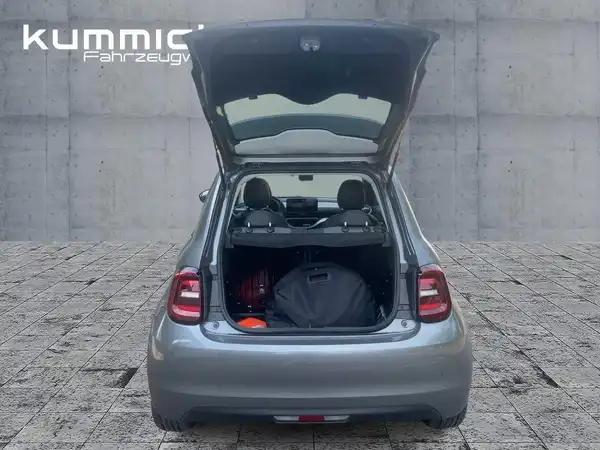 FIAT 500E (10/15)