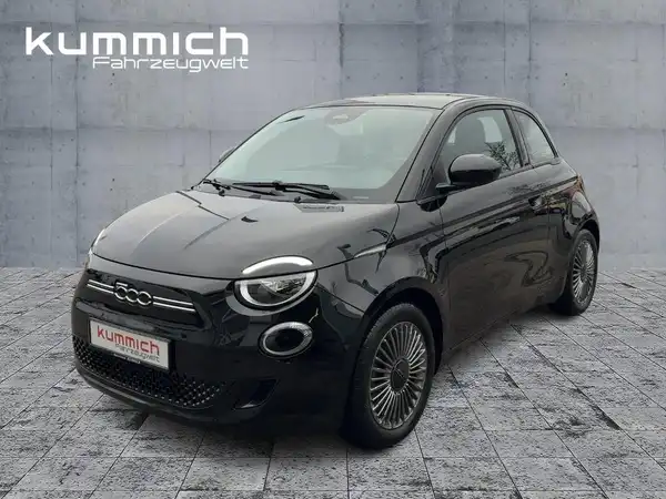 FIAT 500E (1/15)