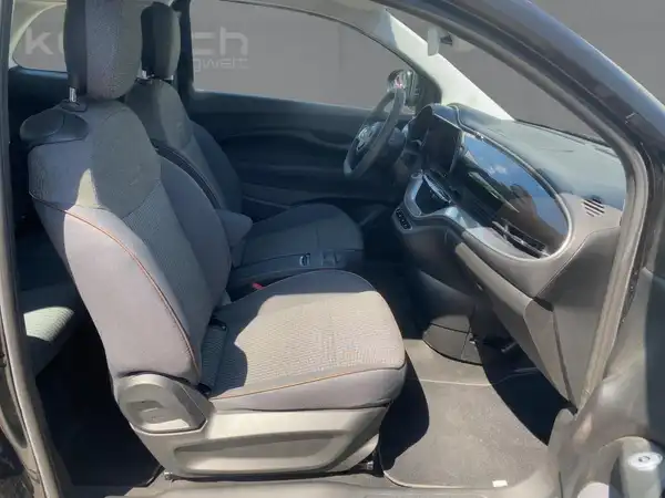 FIAT 500E (11/15)