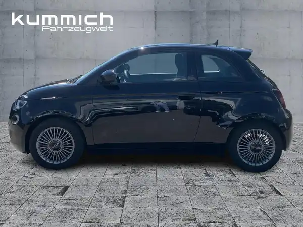 FIAT 500E (6/15)