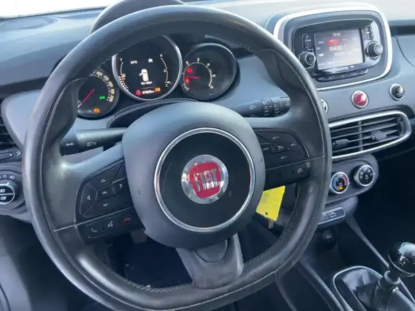 FIAT 500X (9/15)