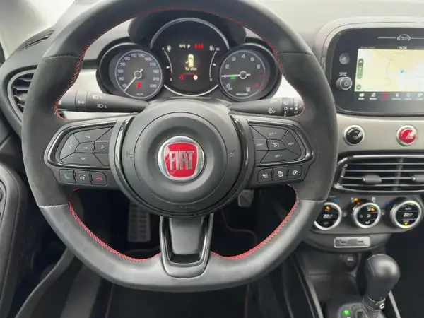 FIAT 500X (9/15)