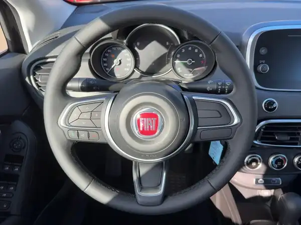 FIAT 500X (9/15)