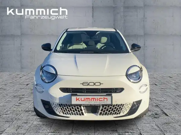 FIAT 600 (2/15)
