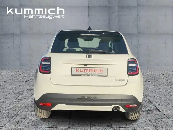 FIAT 600 (5/15)