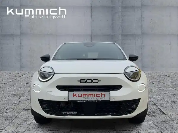 FIAT 600 (2/15)