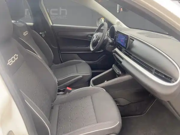 FIAT 600 (11/15)
