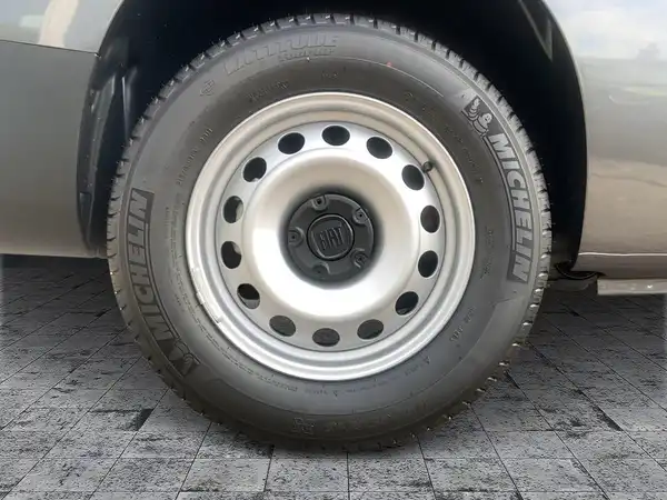 FIAT DOBLO (7/15)
