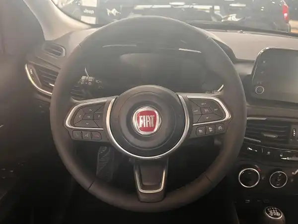 FIAT TIPO (11/14)