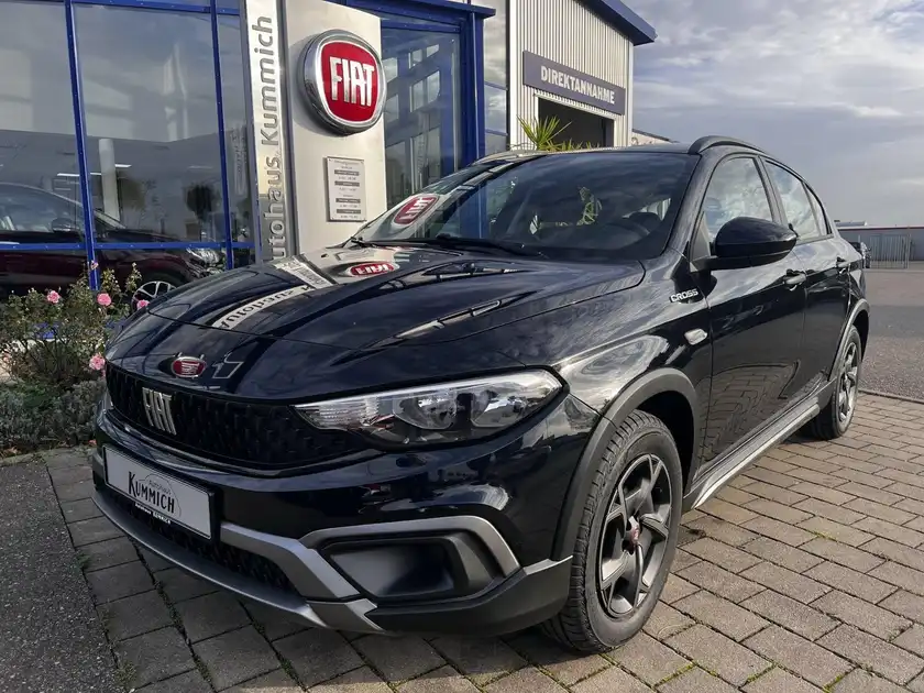 FIAT TIPO (1/16)