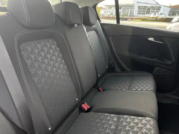 FIAT TIPO (9/15)