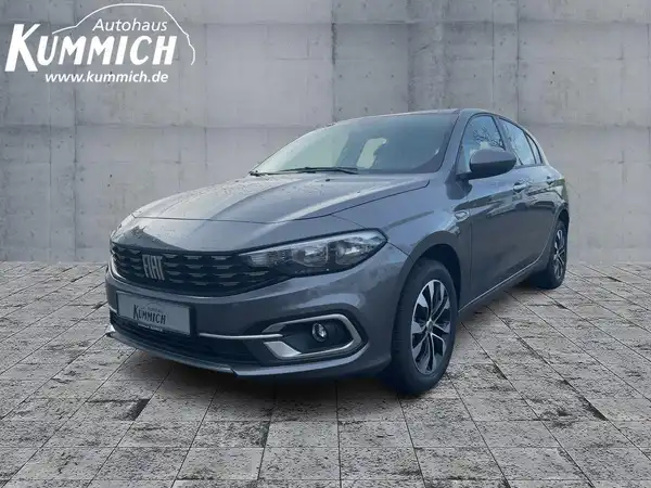 FIAT TIPO (1/15)