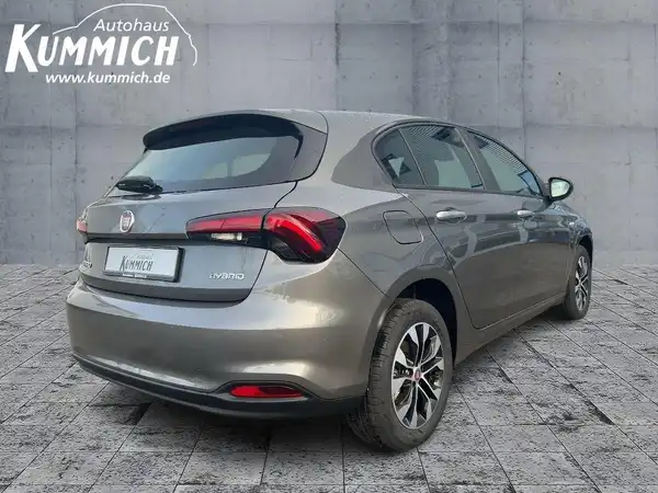 FIAT TIPO (4/15)