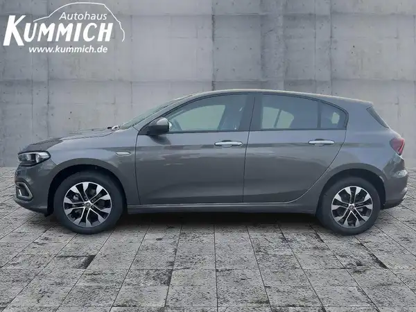 FIAT TIPO (6/15)
