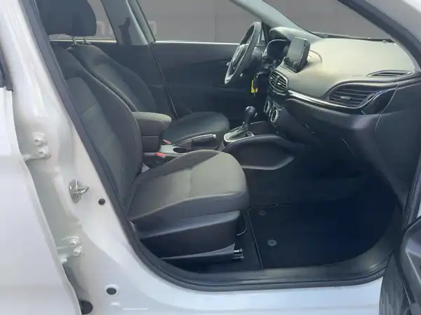 FIAT TIPO (11/15)