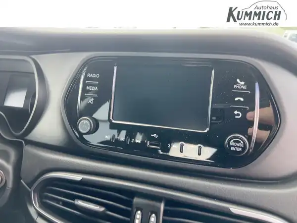 FIAT TIPO (10/15)