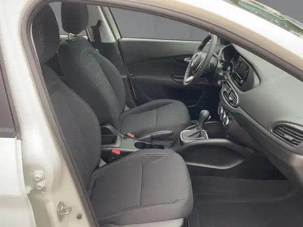 FIAT TIPO (11/15)