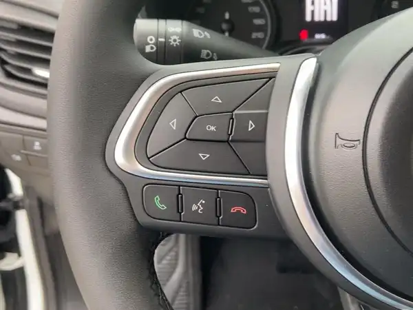 FIAT TIPO (14/15)